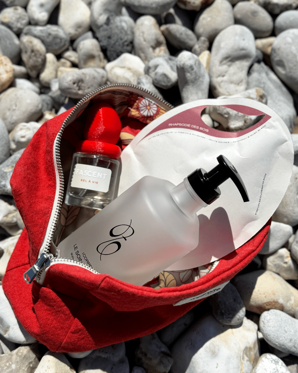 Trousse Calins d'Été — FÔME x FASCENT x RiveDroite